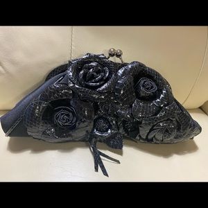 Dan W black pouch chain strap clutch handbag